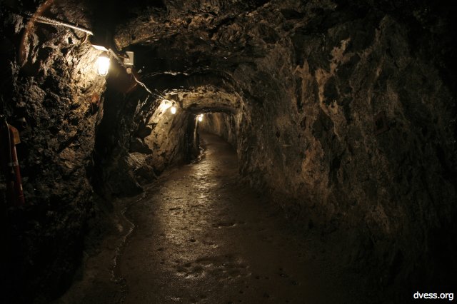 SterlingHill-mine2.jpg